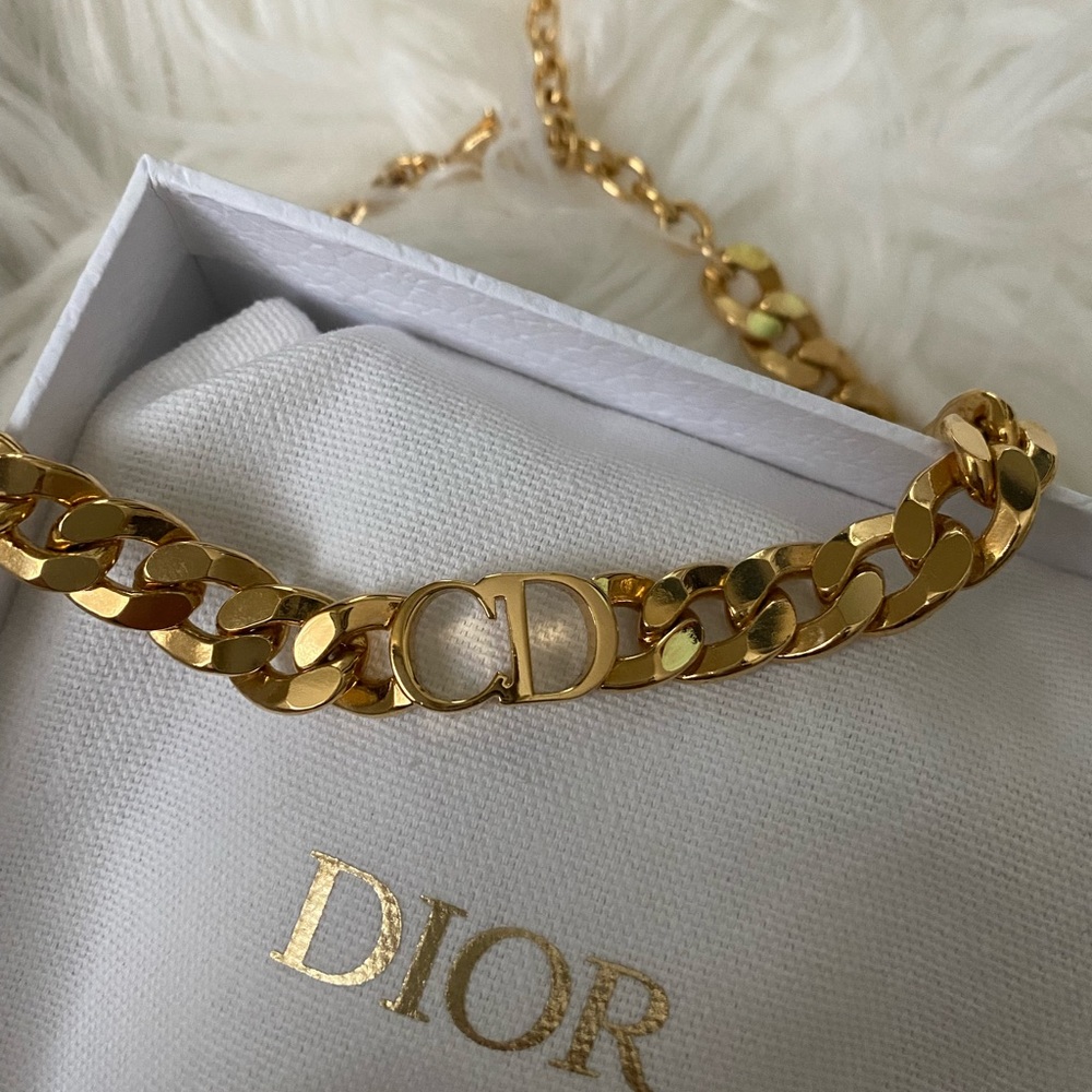 Dior choker